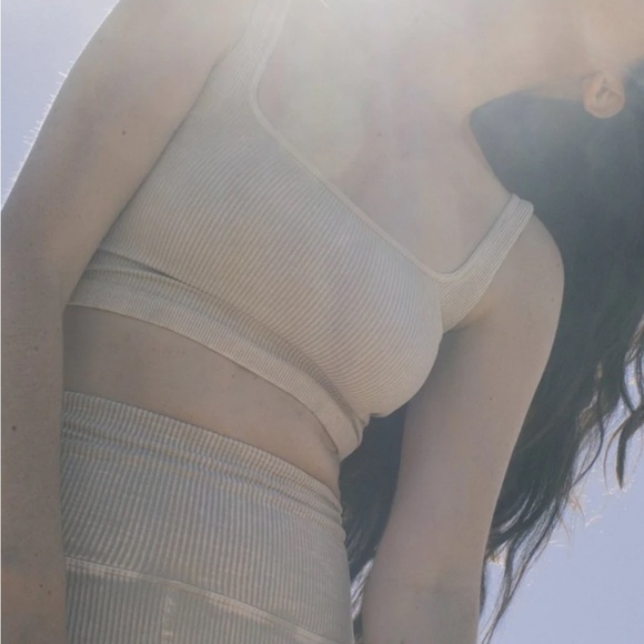 Free people crop/sports bra - never worn, limited edition colour! - Picture 4 of 4